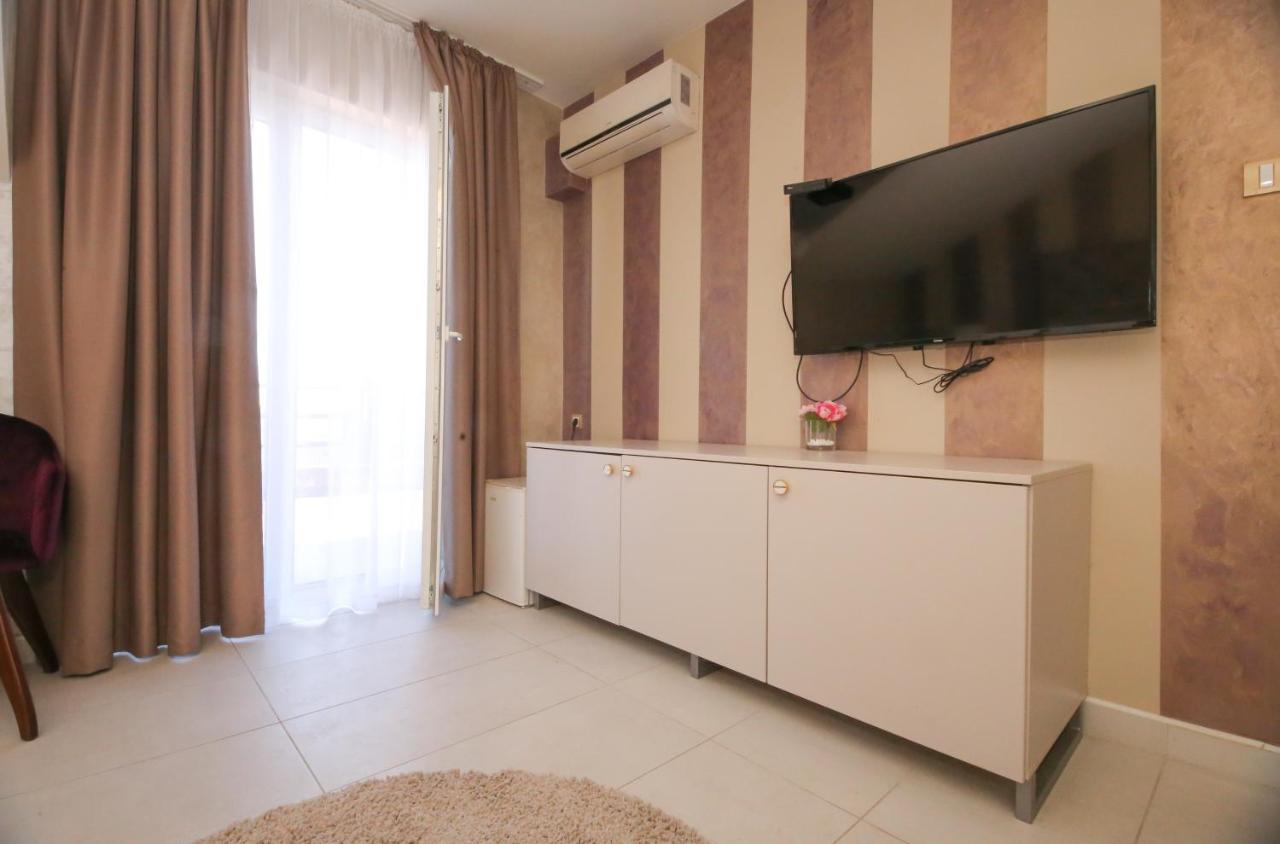 Bajadera Lux Hotel Белград Екстериор снимка