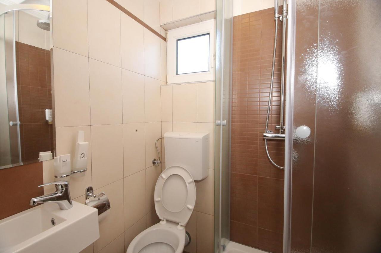 Bajadera Lux Hotel Белград Екстериор снимка