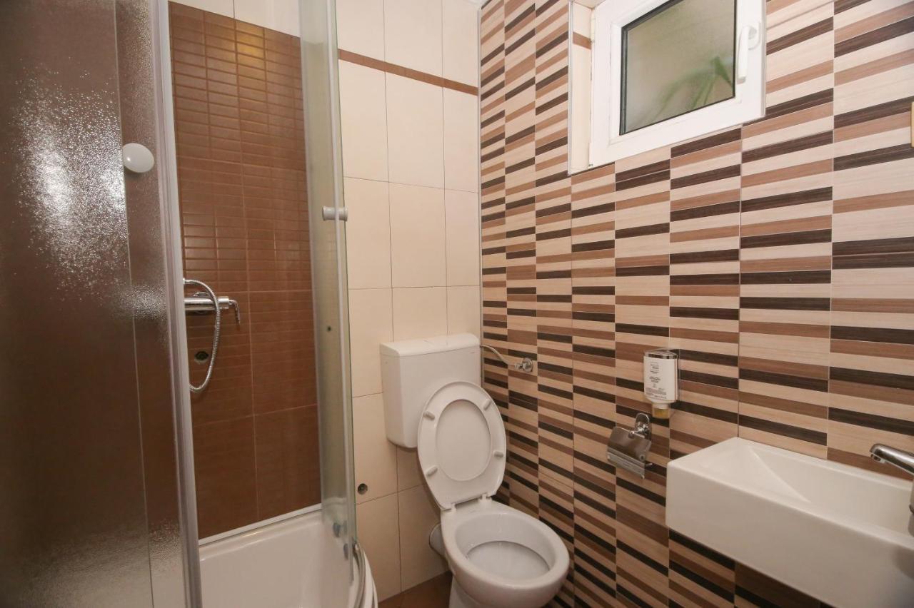 Bajadera Lux Hotel Белград Екстериор снимка
